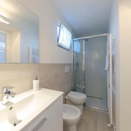 Il Rifugio Di San Massimo, *