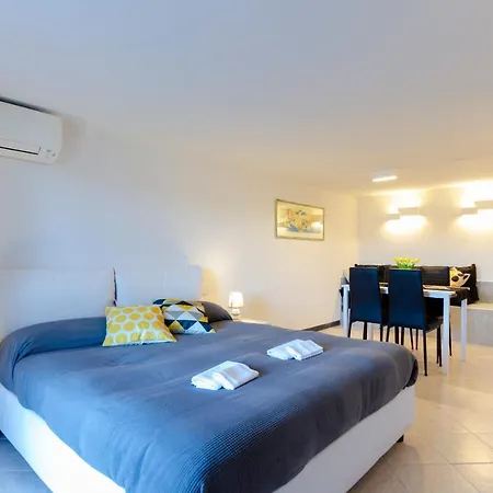 Apartment Al Rifugio Di San Massimo, Beautiful With Terrace Surrounded By Nature In