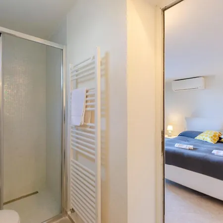 Apartment Al Rifugio Di San Massimo, Beautiful With Terrace Surrounded By Nature In Rapallo